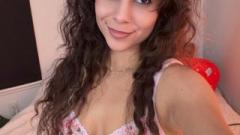 untamed_laine Online