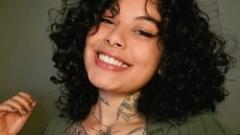 Ellieh Souza Online