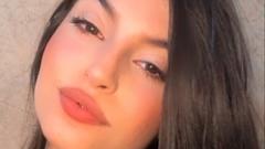 Linda Charllote Online