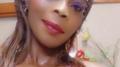 PrettyLady2783 Online