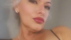 SilverVixen69 Online