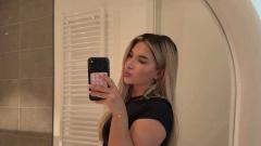 Cherrylaur1 Online