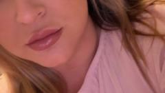 Blondebombshell_x Online