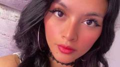 Maddie-T18 Online