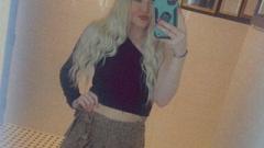 HotHousewifeHolly Online