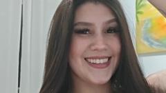 Mirellinha 18 Online