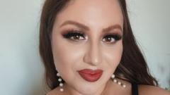 Anya_Volkov Online