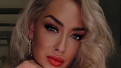 Violety_xo Online