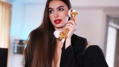 AlexxisRae Online