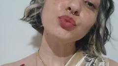 Lia S2 Online