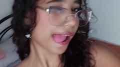AndreeaKataliina18 Online