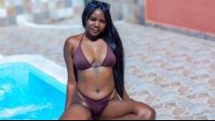 Ambar_Noir Online