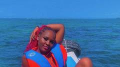 Zuri-sexy Online
