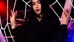 Molly_Ferrer Online