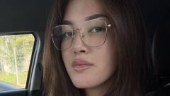 NikiMyles Online