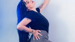 Victoria_midnight77 Online